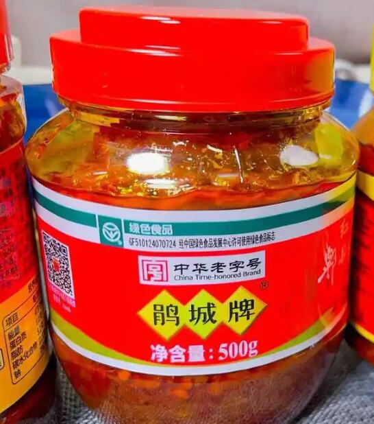 哪个牌子的郫县豆瓣酱最好吃，丹丹牌和鹃城哪个好吃